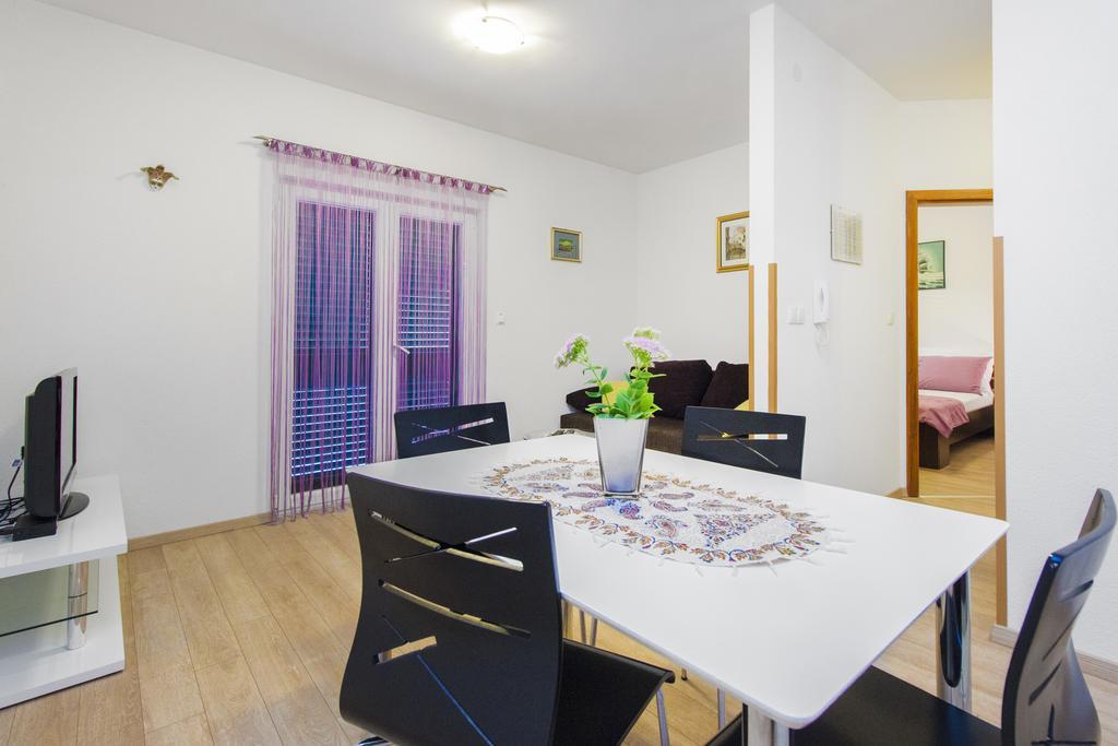 Srdarev Pencov Vodice